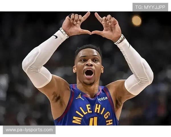 威少全能数据再现，三双表现帮助国王追近比分