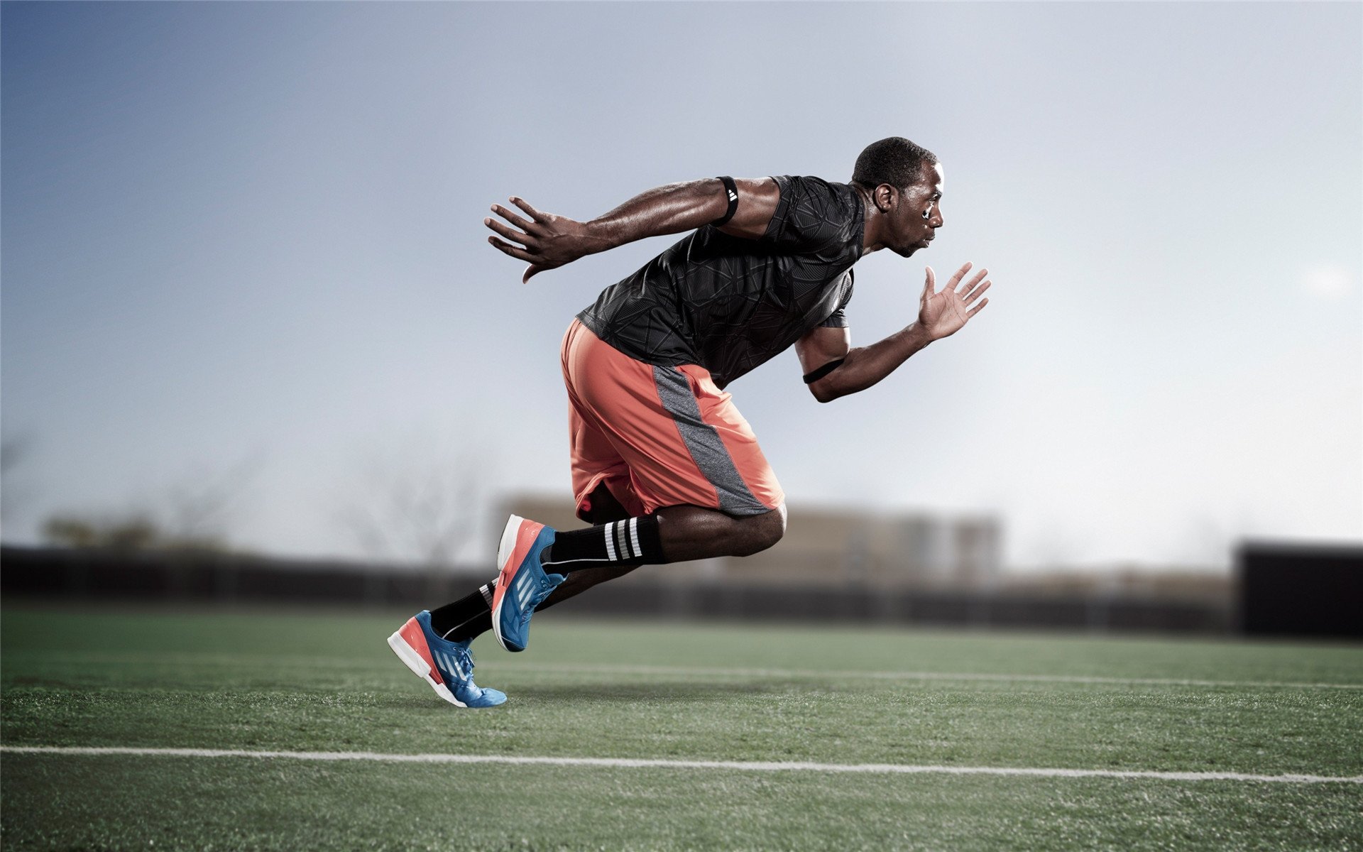 军训献血与假期挂钩? 校方明确:不存在,献血对军检有影响吗